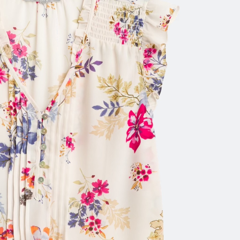Daniel Rainn Ivory Floral V-Neck Ruffle Sleeve Blouse - Picture 3 of 5